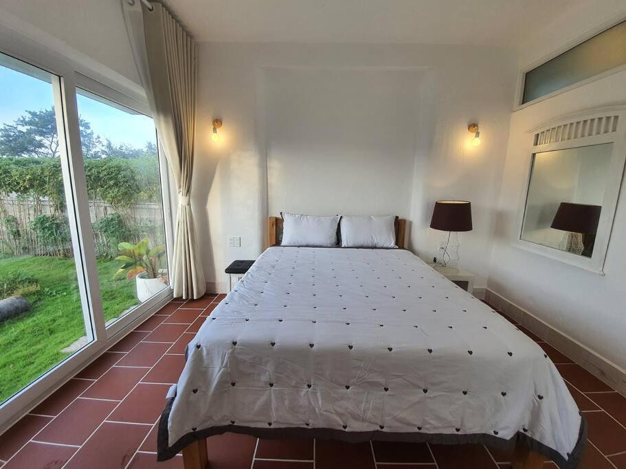 Ho Lan Retreat, Villa Mat Bien Danh Cho 8 Nguoi. Pho Tri Экстерьер фото